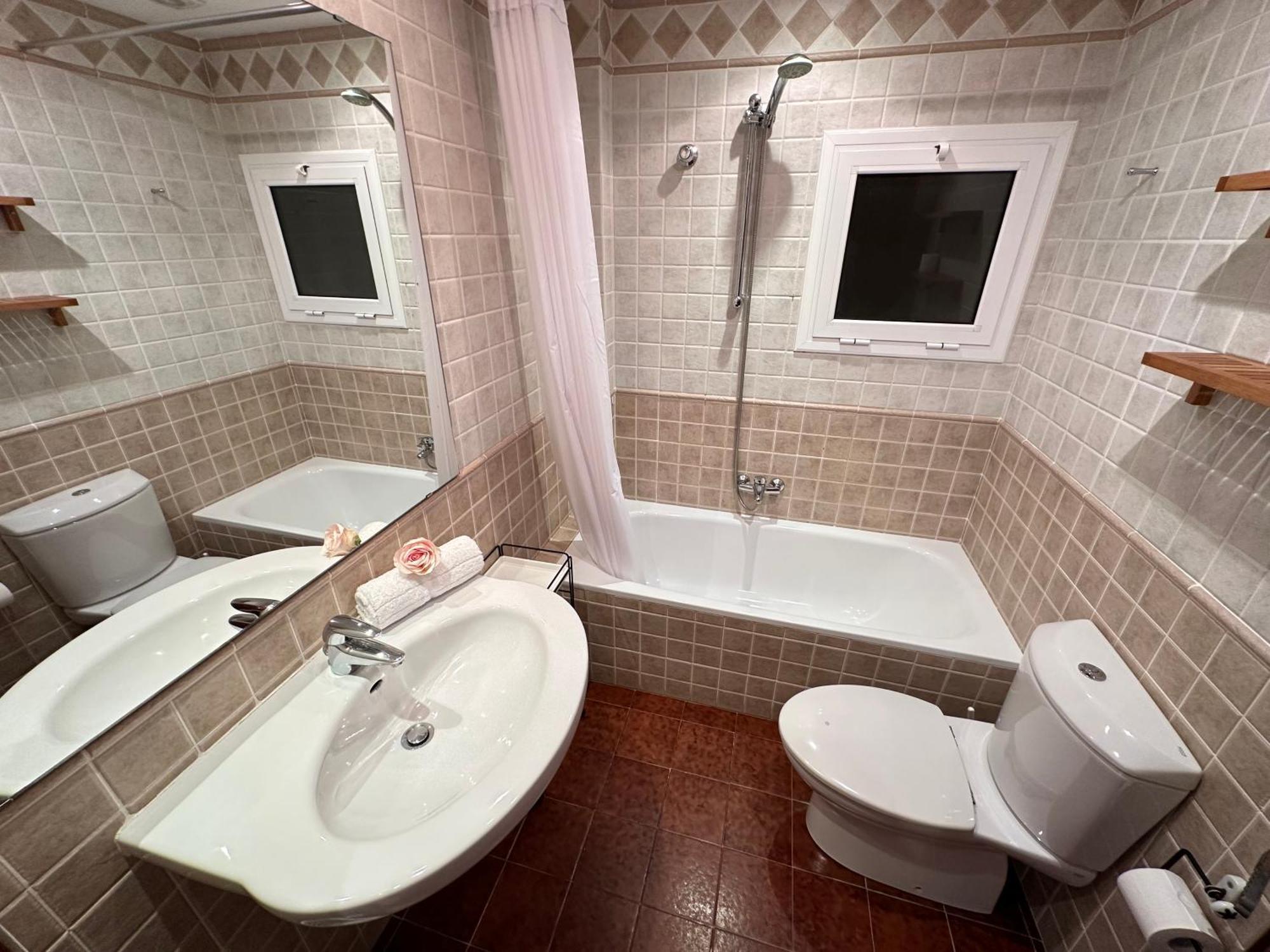 Agi Llotja Plazza Appartement Roses Buitenkant foto